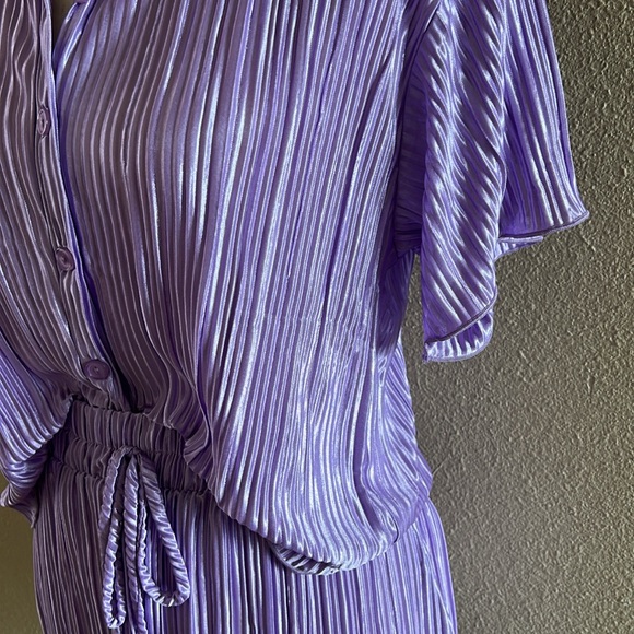 Pleated satin button down top and shorts in lavender - Picture 8 of 8